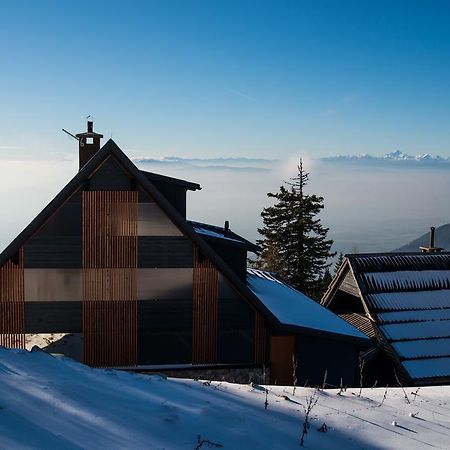 Apartments Zvoh, Krvavec, Ski-In, Ski-Out Cerklje na Gorenjskem Ngoại thất bức ảnh