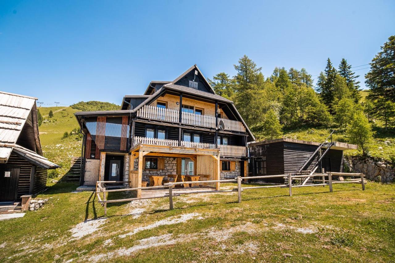 Apartments Zvoh, Krvavec, Ski-In, Ski-Out Cerklje na Gorenjskem Ngoại thất bức ảnh