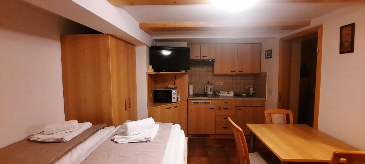 Apartments Zvoh, Krvavec, Ski-In, Ski-Out Cerklje na Gorenjskem Ngoại thất bức ảnh