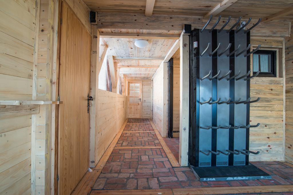 Apartments Zvoh, Krvavec, Ski-In, Ski-Out Cerklje na Gorenjskem Ngoại thất bức ảnh