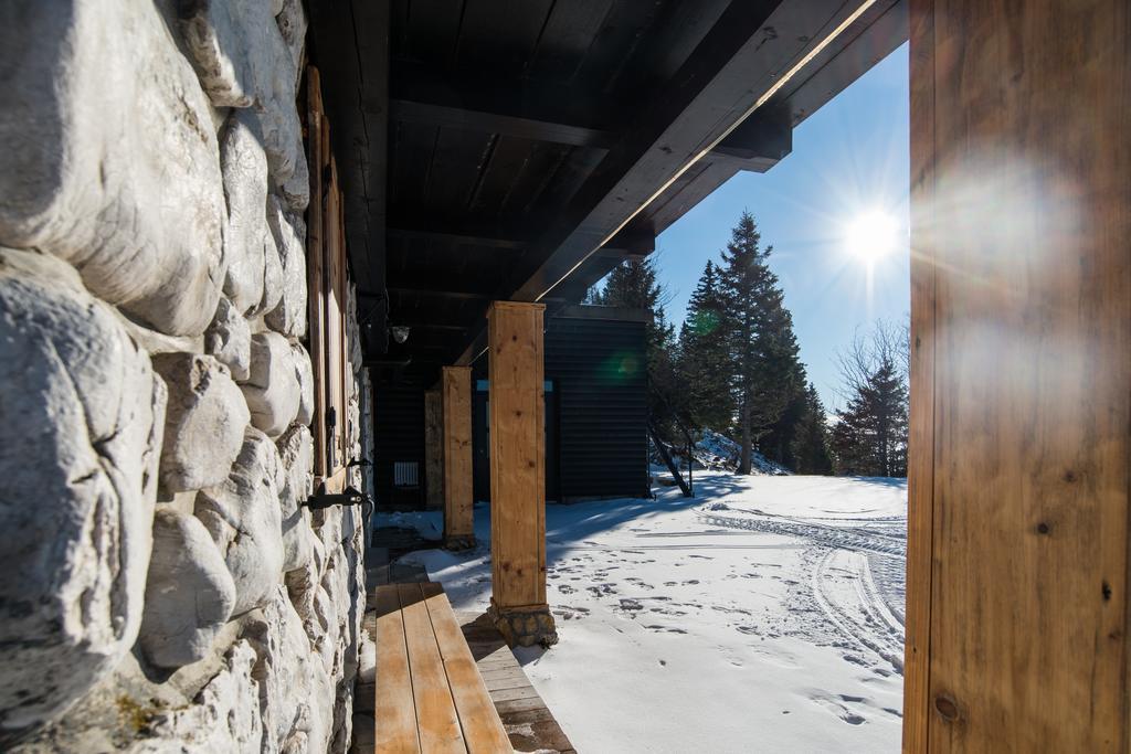 Apartments Zvoh, Krvavec, Ski-In, Ski-Out Cerklje na Gorenjskem Ngoại thất bức ảnh